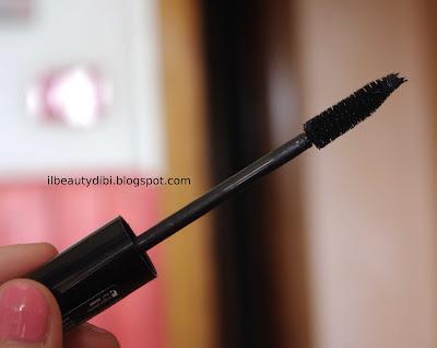 BellaOggi - Mascara Volume Alto Extrablack