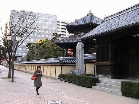 2 ore a Fukuoka dopo la chiusura di templi e musei