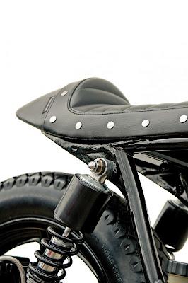 Yamaha SR400 GRIEVOUS ANGEL by Deus Australia
