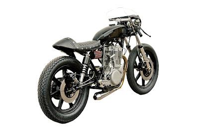 Yamaha SR400 GRIEVOUS ANGEL by Deus Australia
