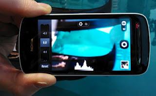 La fotocamera del Nokia 808 PureView è la migliore al momento disponibile su un dispositivo mobile!