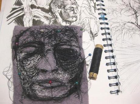 PATTERNS NEI SUGGESTIVI DIPINTI TESSILI DI KAYLA COO