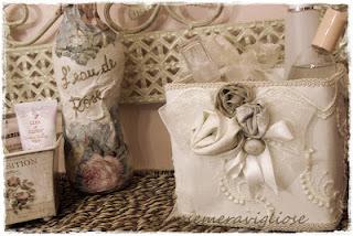 shabby chic style: per accessori di bellezza e di gioielli