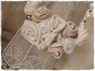 collane e spille shabby chic