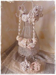 collane e spille shabby chic