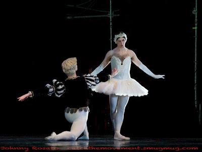 PlusG @ Les Ballets Trockadero de Montecarlo