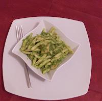 fusilli calabresi con salmone e crema di piselli