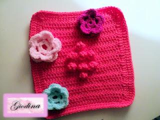 Pezza Progetto creativo by Giodina con le lenti rosa pattern amigurumi cucito creativo crochet uncinetto