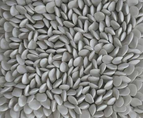 PATTERNS E TEXTURES ISPIRATE DALLA NATURA NELLE CERAMICHE CONTEMPORANEE DI HEATHER KNIGHT