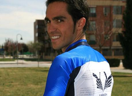 contador-maglia-maillot-trikot-sportful-twitter-facebook-2012