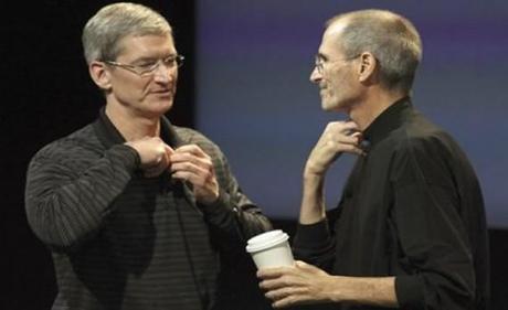 I dipendenti Apple preferiscono Tim Cook!