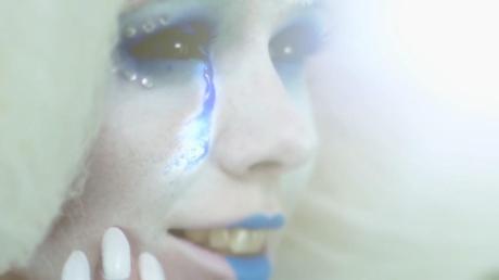 Kerli – Zero Gravity: Programmando una Moonchild