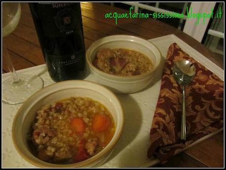 ...zuppa di farro e salsiccia....