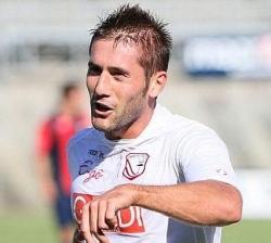 Simone Malatesta..in farmacia..?