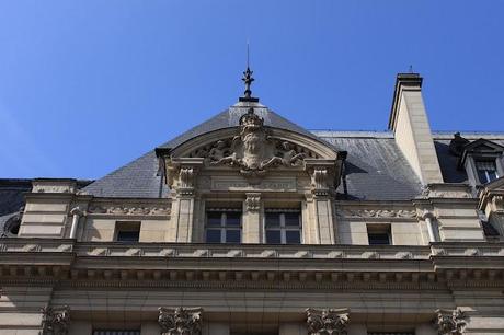 Midday and midnight in Paris - University zone