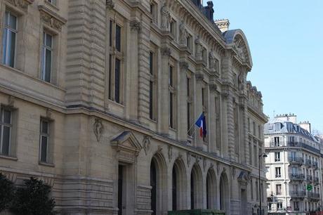 Midday and midnight in Paris - University zone