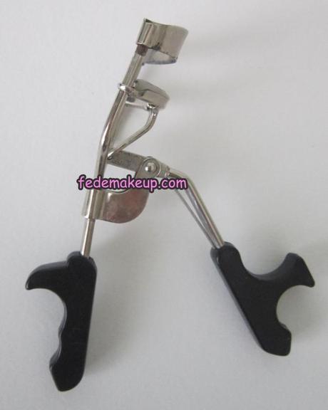 Review E.l.f. Piegaciglia linea base