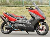 Yamaha T-Max "Kingsroad" Carbon Japan