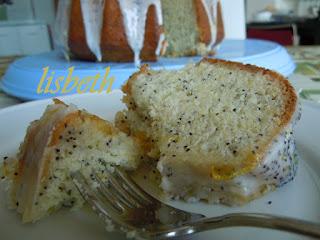 Lemon and poppy seed cake - Torta al limone e semi di papavero