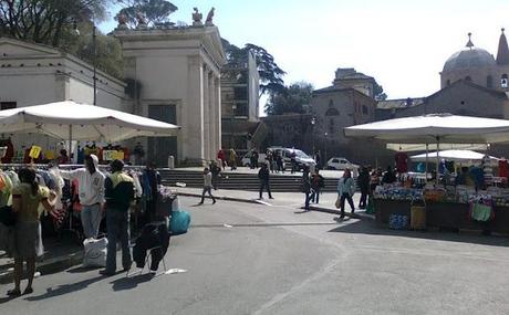 Il raccapricciante suk di Piazzale Flaminio