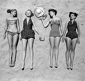 vintage-girls-swimsuits1.jpeg